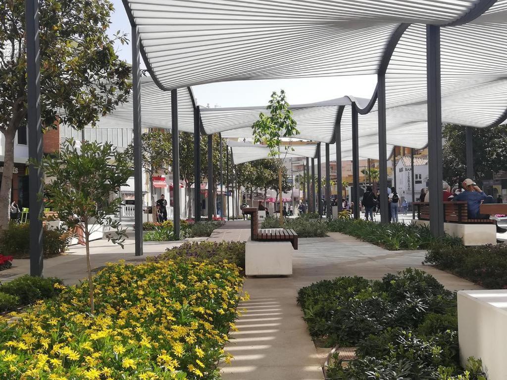 Precioso Atico Con Terraza En Plaza De Andalucia Daire Torremolinos Dış mekan fotoğraf