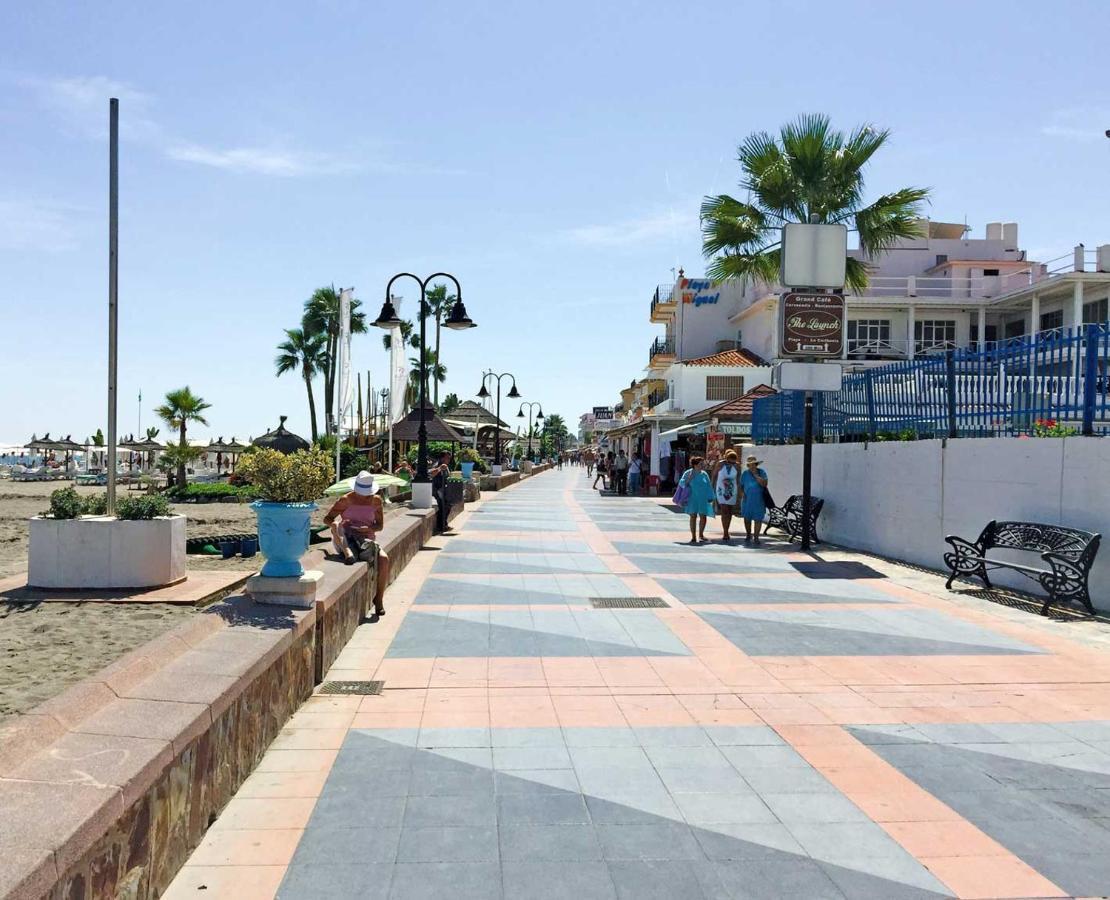 Precioso Atico Con Terraza En Plaza De Andalucia Daire Torremolinos Dış mekan fotoğraf